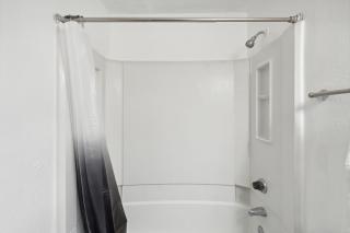 Northcliffe 407 I Fully Furnished 2 Bedroom 2bth - Winston-Salem - 5