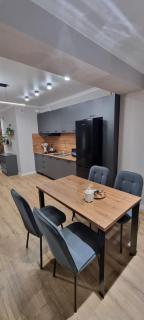Modern and Cozy 2room Apartment - Almaty - 3