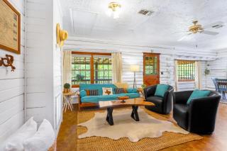 Creekside Vista Escape - Cabin - Wimberley - 6