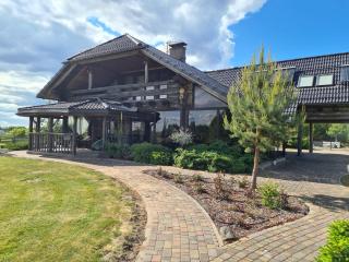 Woodvilla - - 7