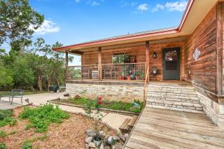 Painted Paradise Main House - New Braunfels - 4