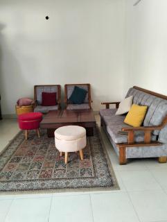 Good Spacious House with lawn - Noida - 6