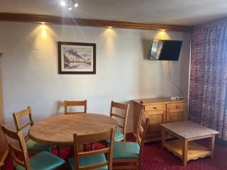 Les Glaciers Residence by Alpstays - 4