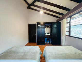 Holiday Cottage 2 Bedroom 2 Bath - Baños - 9