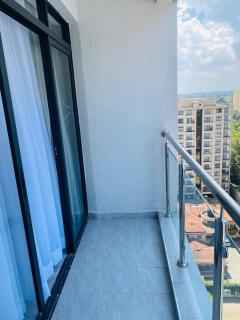 1 bedroom flat with private balcony, netflix, washing machine & gym in Kilimani - Nairobi - 3