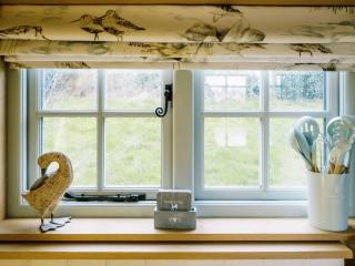 Herbie's Shepherds Hut at Shepherds Lodge - Nottingham - 3