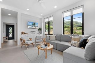 Stunning 3-BD Beachside Home with Small Pool - Playa Danta - 2