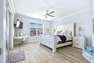 Coastal Dream! Ocean Views! Pool! Seconds From The Beach! 2601S - New Smyrna Beach - 5