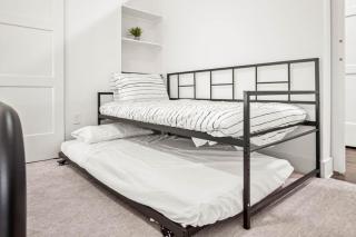 Luxurious New Unit 1Bd1Ba Pool Golf Sim - Austin - 2