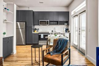 Luxurious New Unit 1Bd1Ba Pool, Golf Sim - Austin - 3