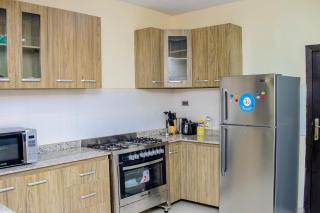 4 Bedroom all ensuite "Milk & Honey" Home in Adeniyi Jones Ikeja - Ikeja - 8