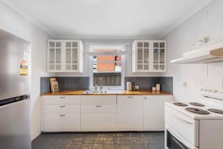 Modern and Central with Parking - - 6