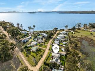 Coastal Retreat by the Beach - Saltwater River - 9