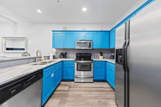 Fun Beach Condo on 30A with POOL and Lake and Beach Access - Santa Rosa Beach - 3