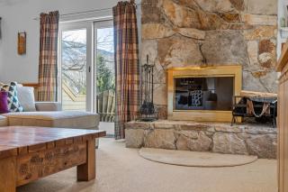 Stratton's Crown Point Mountain Views, Top Floor newlly furnished - Stratton - 8