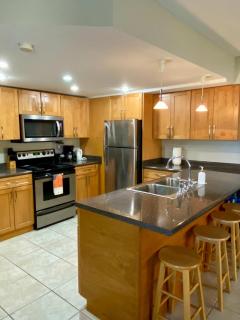 Fabulous one bedroom in West Bay - 2