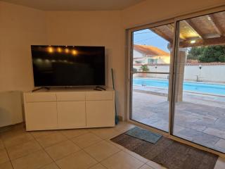 Maison Suites Parentales Piscine Clim - Entraigues-sur-la-Sorgue - 3