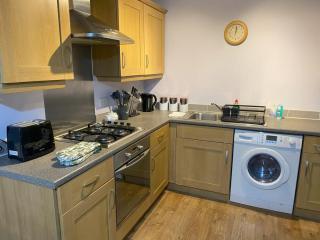 Anchor Walk Central Location Long Stays by Max Wilde - Bristol - 2