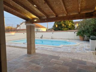 Maison Suites Parentales Piscine Clim - Entraigues-sur-la-Sorgue - 2