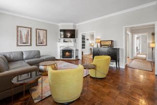 USF Luxury Furnished Flat Steps to Trader Joes-Target-Lucky Supermarket - 1