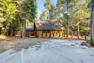 Less Than 1 Mi to Beach Peaceful Studio with Deck in Tahoma - Tahoma - 3