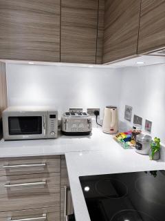 Luxury Modern 2 Bed 2 Bath Apartment - Londra - 3
