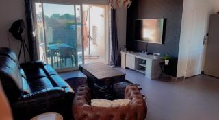 Maison avec piscine et jacuzzi chauffée - Jonquières-et-Saint-Vincent - 9