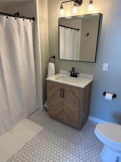 Cozy Mountain Two Bedroom Apartment - Tannersville - 3