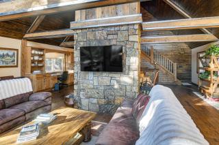 Wyoming Cabin with Hot Tub and Mountain-View Deck - Thayne - 6