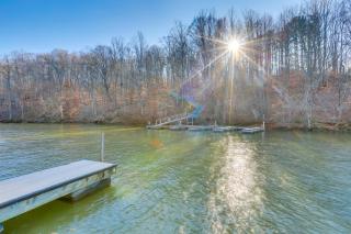 Dock with Boat Slip Cozy Cabin Near Leesville Lake! - 7