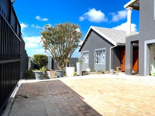 Khanyisa BnB - 4