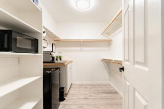 Cozy 1BR Guest Suite with Pool Near Westgate - Avondale - 4