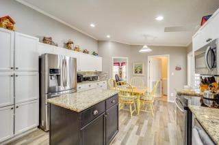 Home w/ Game Room, Fenced Yard, 8-Person Jacuzzi - 1