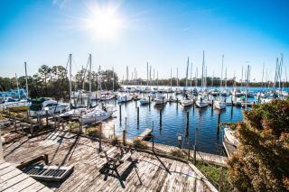 Waterwood Townhouses - New Bern - 0