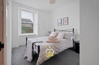 Dee Street Stay - SJA Stays - Modern 2 Bed Apartment - 1
