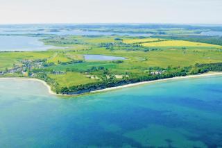 ruhige Lage nah am Meer, Terrasse und Garten - Ferienhaus Auszeit FeWo 01 - Alt Reddevitz - 9