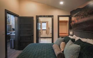 Valley View Resort Cabin #1, 1-Bed, Modern-Luxury with Hot Tub in Canaan Valley, WV - Davis - 3