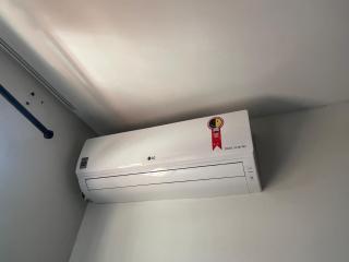 Suite Bueno econômica com Ar split Tv a acabo Wi-fi fibra local otimo e rico em comércio - 2