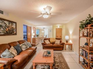 Updated Sea Woods Corner! Near Pool & Beach Access - SC162 - New Smyrna Beach - 9