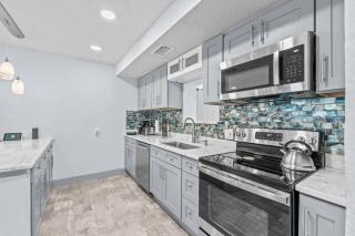 Riviera Beach Gem - 5