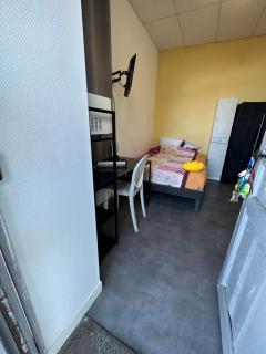 Petit Studio Gare SNCF - Tarbes - 7