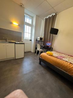 Petit Studio Gare SNCF - Tarbes - 2