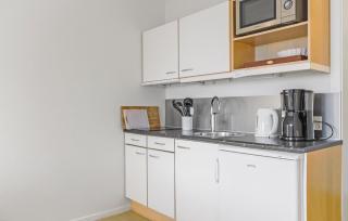 Cozy Apartment In Gudhjem - Gudhjem - 2