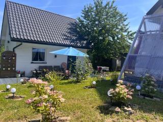 Mały biały domek Wadowice SPA jacuzzi sauna Gorzen blisko Wadowic - - 8