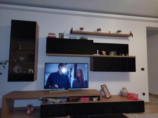 Mili Apartament Coresi - 1