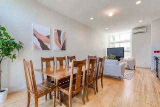 Modern Ballard Townhome with Rooftop Views - 1