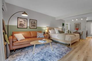 King Bed, Walk or Bike to town, EV, Pets OK - Ellicottville - 0