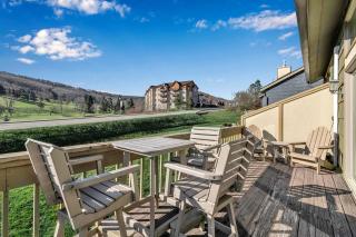 Family Townhome Steps to Holiday Valley Scenic Views & Patio - Ellicottville - 7