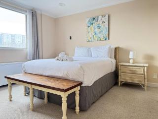 Heart Downtown King Bed City View w Washer Dryer LM906 - Atlanta - 8