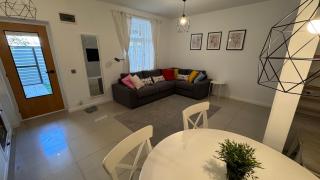 BALI House Bucharest - Bucarest - 3